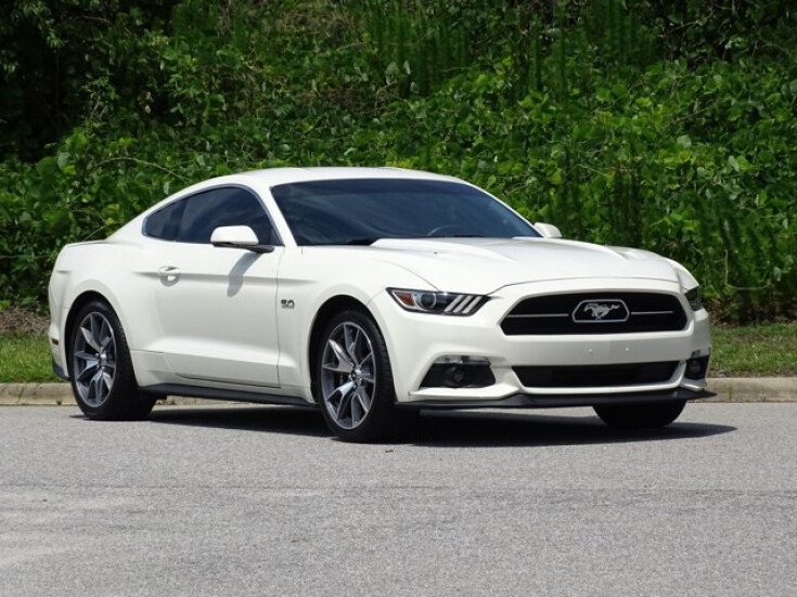 Thumbnail Photo undefined for 2015 Ford Mustang